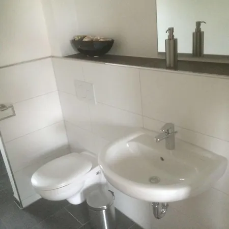 Lavate Hotel 3*
